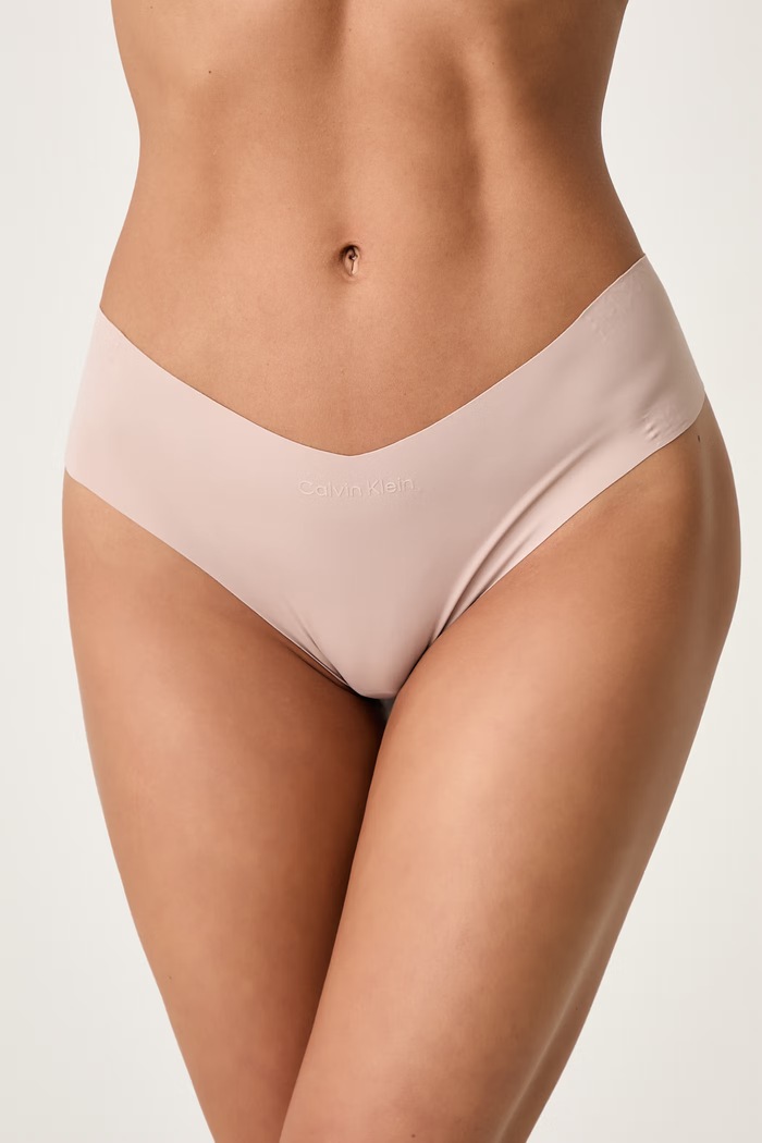 Calvin Klein Underwear Chiloți g-string pentru femei bej LV00QF8809