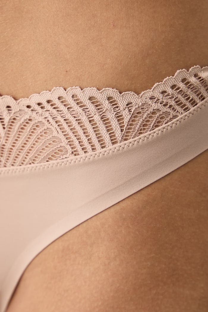 Oblačila Calvin Klein Underwear Tangice ženske LV00QF8968 bež