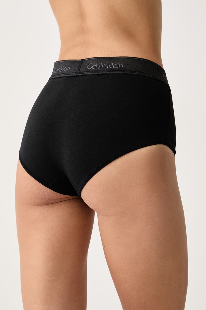 Calvin Klein Underwear Oprijete boksarice ženske z bombažem LV00QF9081 črna AW26