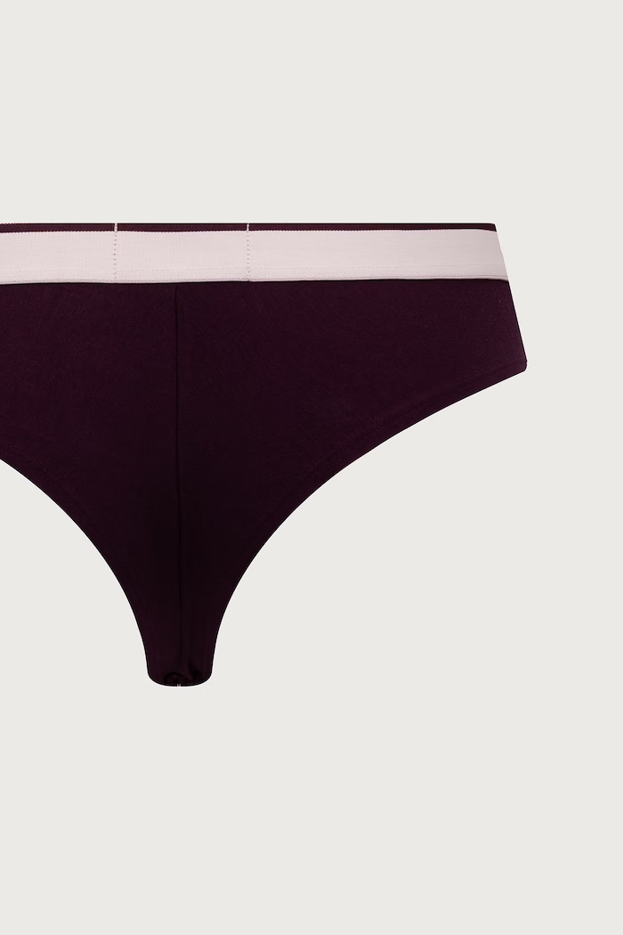 Odzież Emporio Armani Underwear Stringi damskie bawełniane z elastanem 2-pack EW005197.AF27298 fioletowy