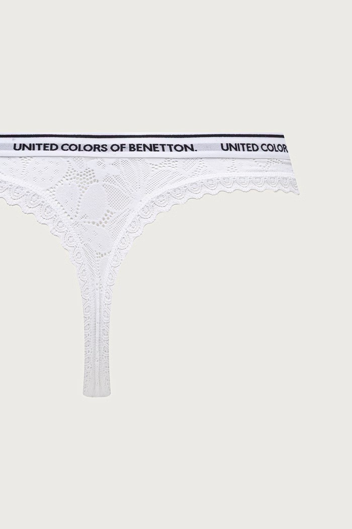 Stringi damskie 2-pack United Colors of Benetton biały 39J61S036