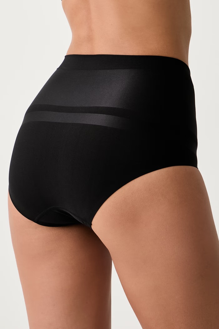 Chantelle figi modelujące damskie Brilliant Shaping C1B570 czarny AW26