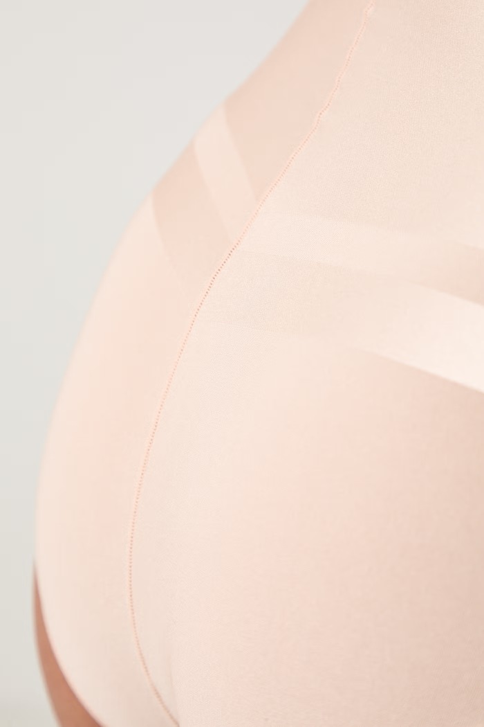 Odzież Chantelle figi modelujące damskie Brilliant Shaping C1B530 beżowy