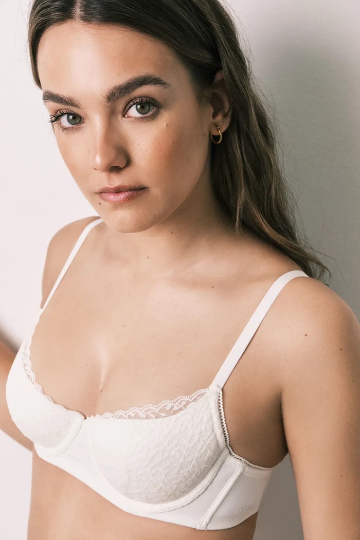 women'secret biustonosz koronkowy biały 4024357