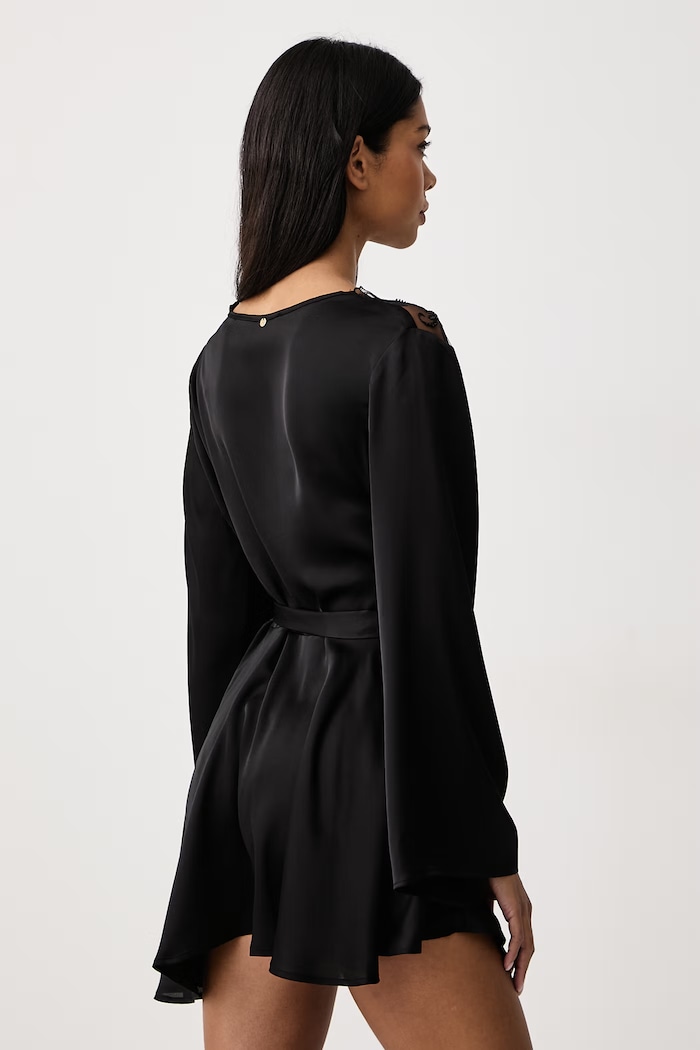 Guess Ρόμπα/μπουρνούζι γυναικεία DEVA O6BK03.W3504 μαύρο AW26
