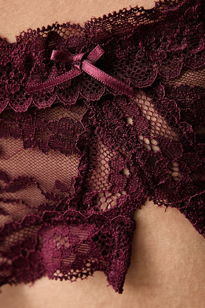 Odzież Guess Brazyliany damskie koronkowe PATRIZIA O6BE26.K7272 bordowy