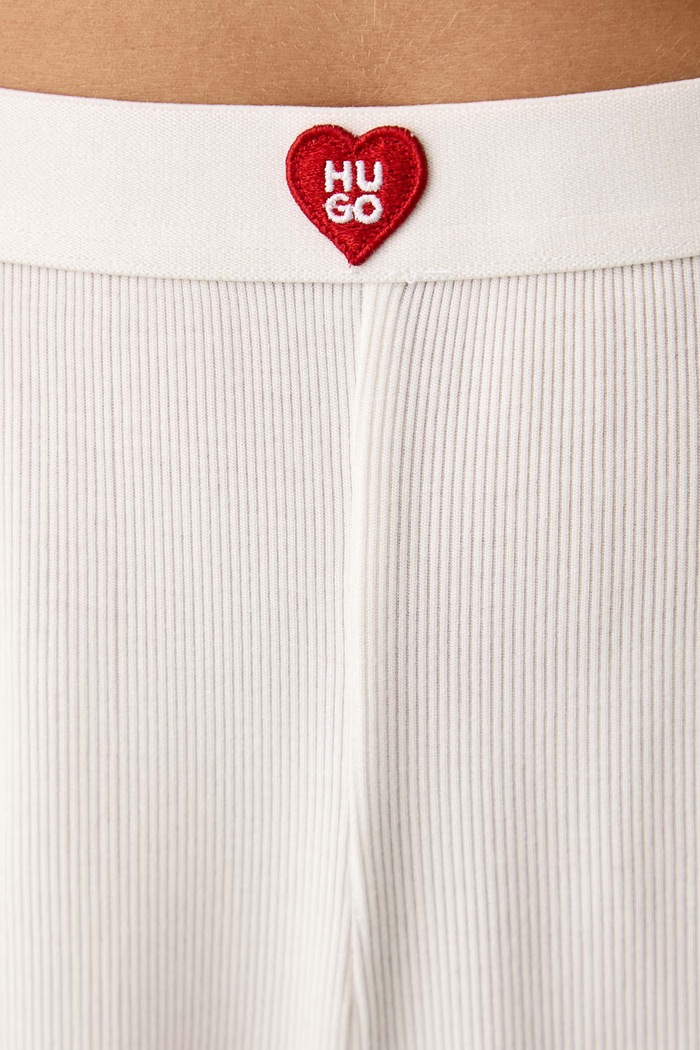Odzież HUGO Szorty piżamowe damskie z modalu HUGO HEART SHORTS 50566638 beżowy
