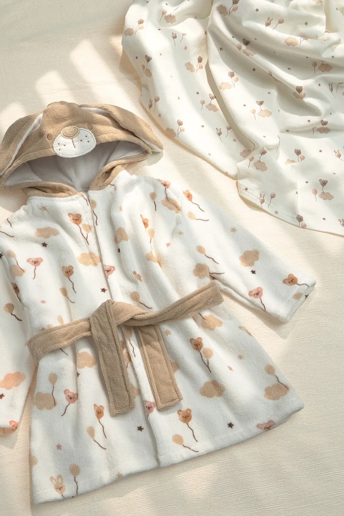 Mayoral Newborn халат з капюшоном для немовлят бавовняний 9177.1A.Newborn.9BY2 бежевий