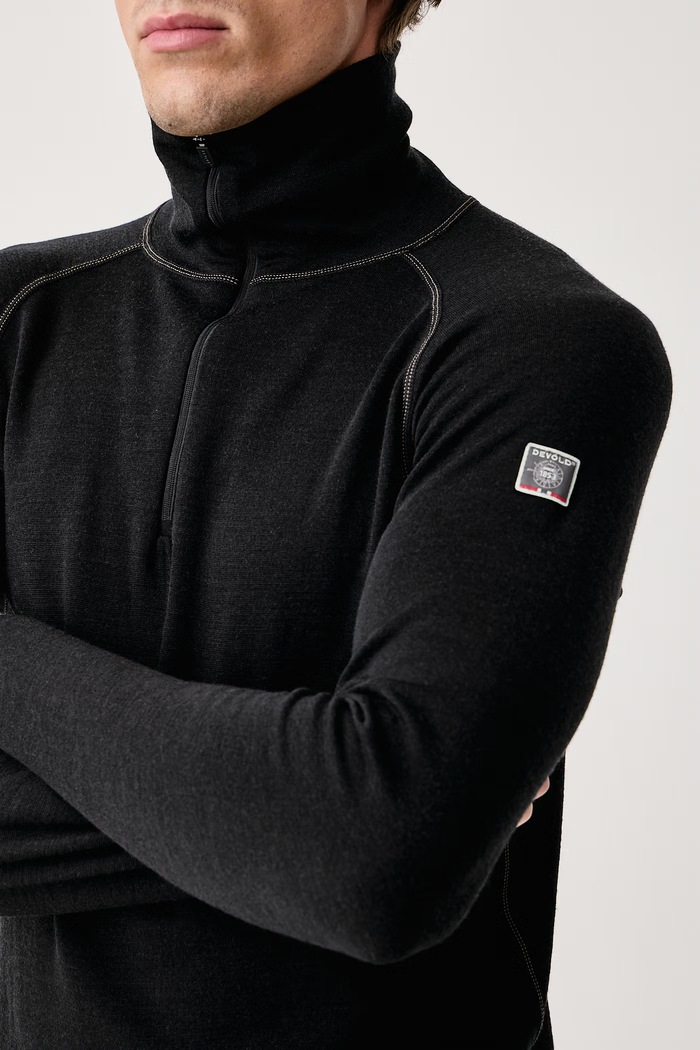 Bluza funkcyjna męska wełniana Expedition Merino Devold PDGO.155.240.A czarny