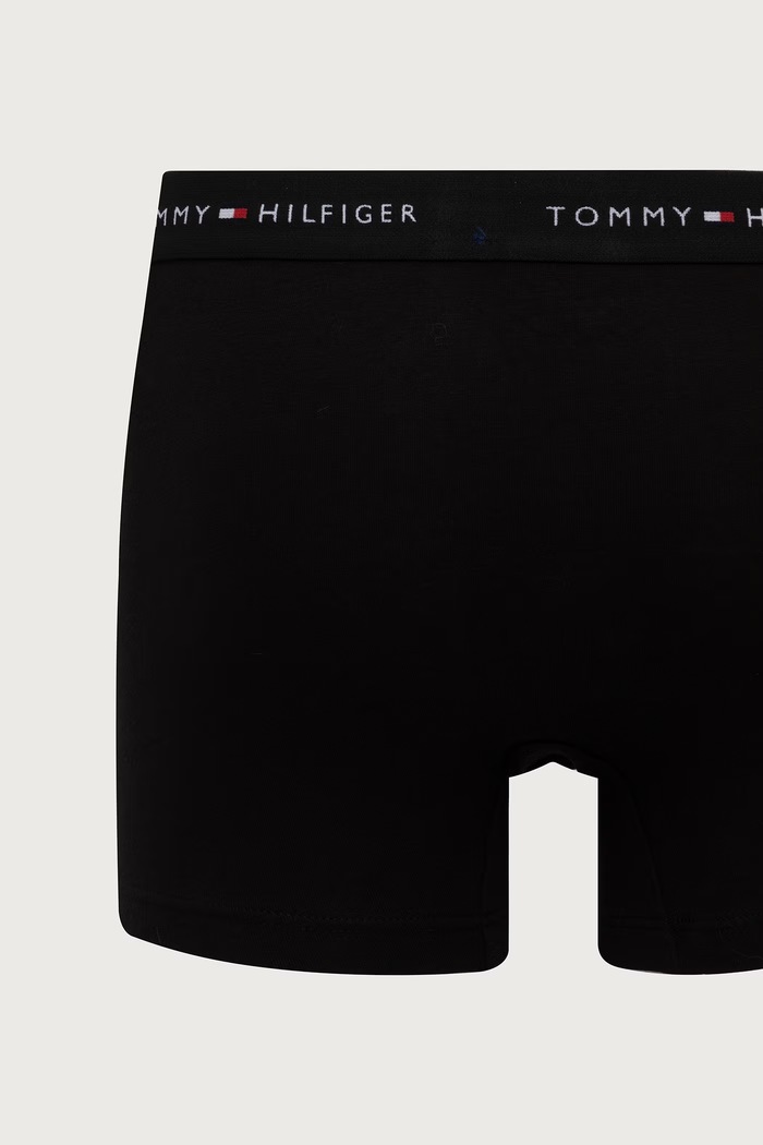 Bokserki dopasowane męskie bawełniane z elastanem 3-pack Tommy Hilfiger czarny UM0UM03920