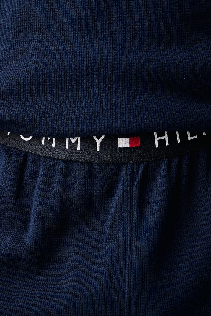Tommy Hilfiger Dvodijelna pidžama za muškarce od pamuka UM0UM03994