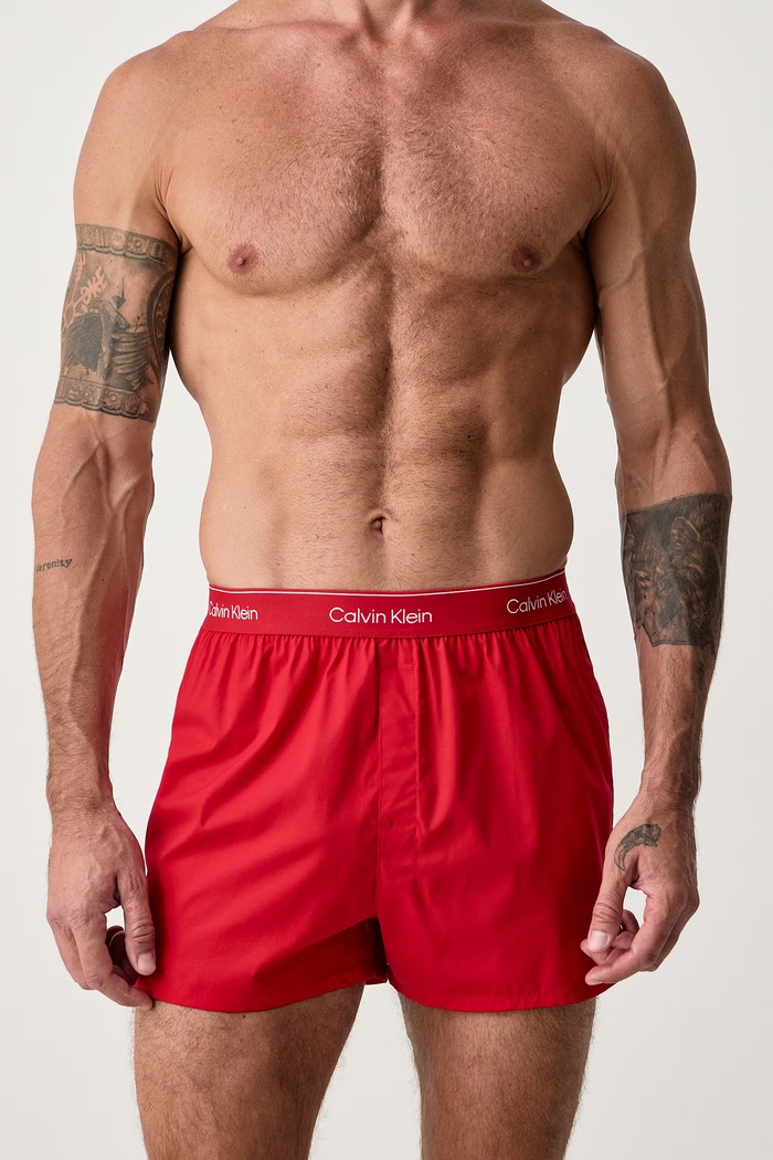 Boxerky pánské bavlněné s elastanem 3-pack Calvin Klein Underwear LV00NB4727 červená