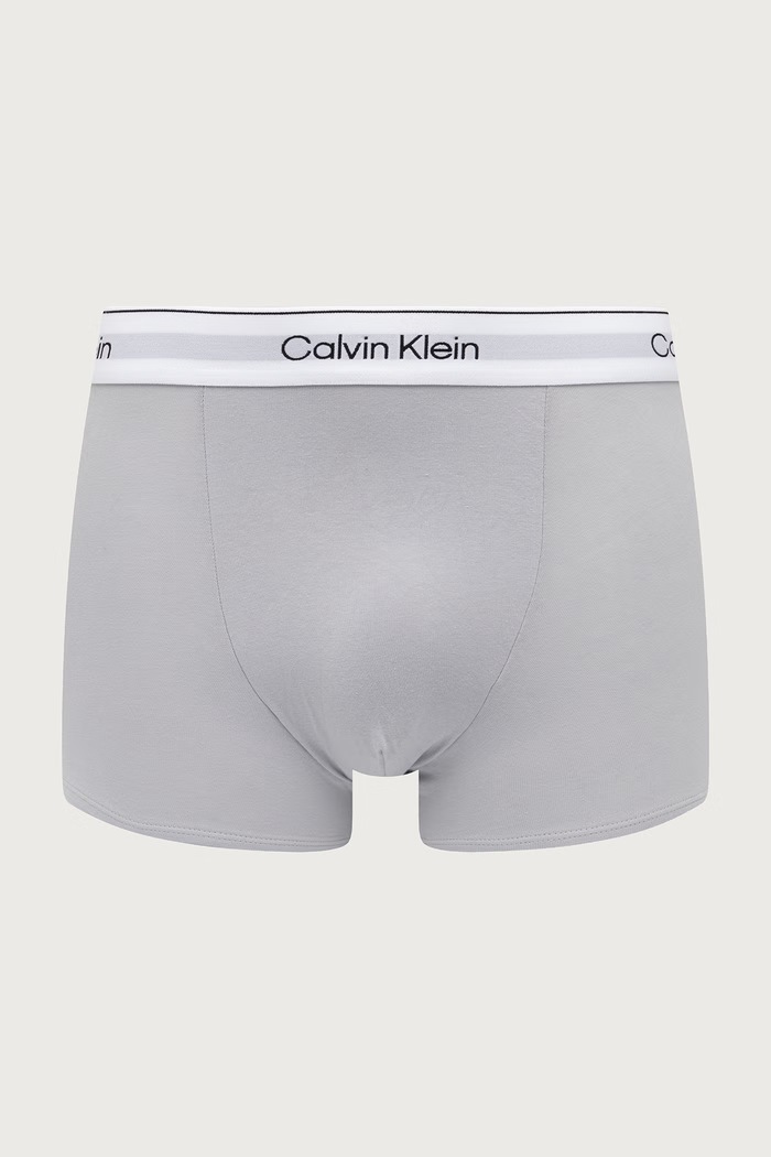 Calvin Klein Underwear Priliehavé boxerky pánske bavlnené s elastanom 3-pak LV00NB4566 červená AW26