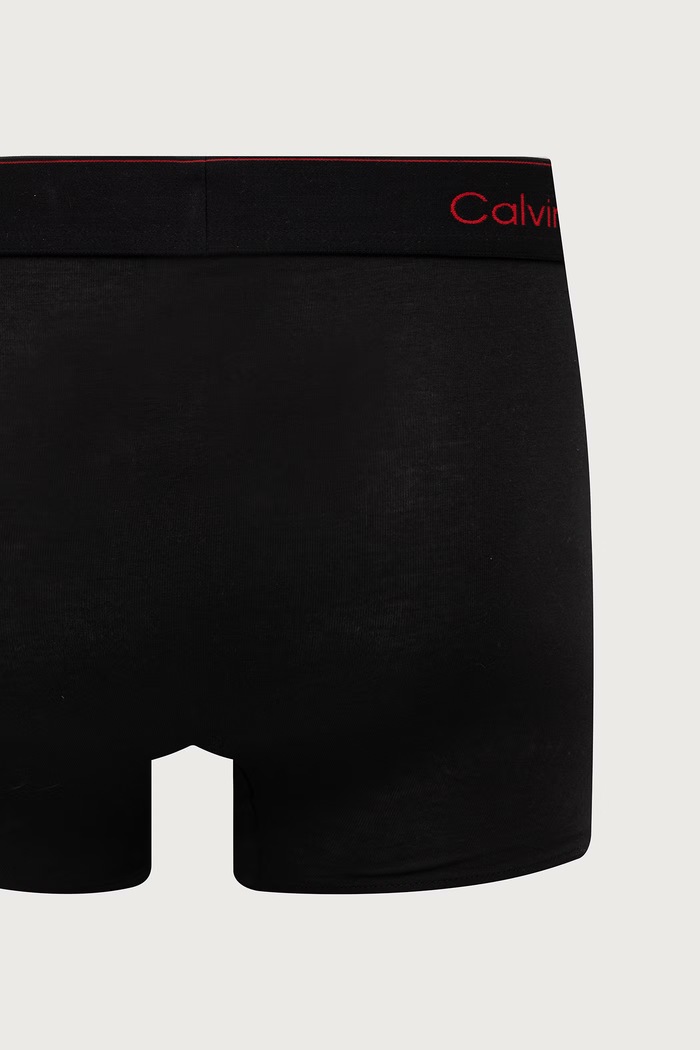Calvin Klein Underwear Priliehavé boxerky pánske bavlnené s elastanom 3-pak LV00NB4566