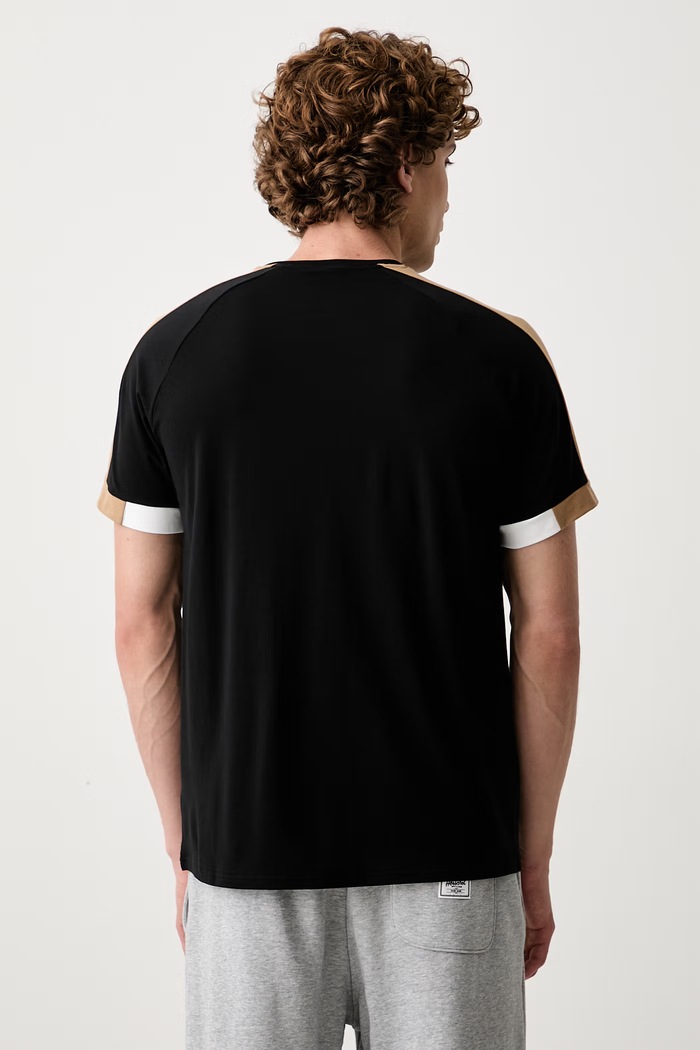 BOSS pizsama felső férfi pamuttal Balance T-Shirt 50566937 fekete AW26