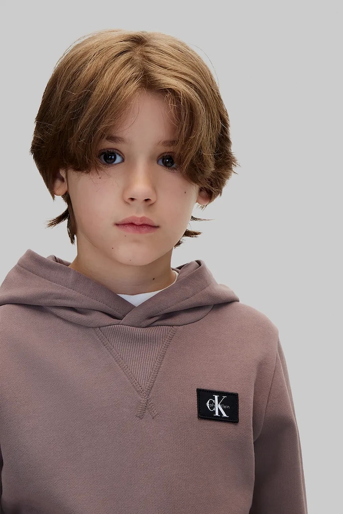 Pulover s kapuco otroški bombažen Calvin Klein Jeans rjava LVCKTJB39B.9BY2