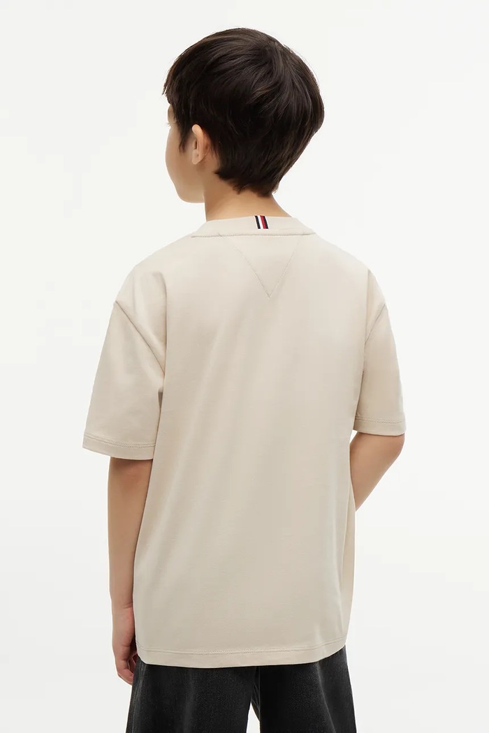 Chłopiec Tommy Hilfiger T-shirt dziecięcy bawełniany KB0KB10340.128.176.9BY2 beżowy
