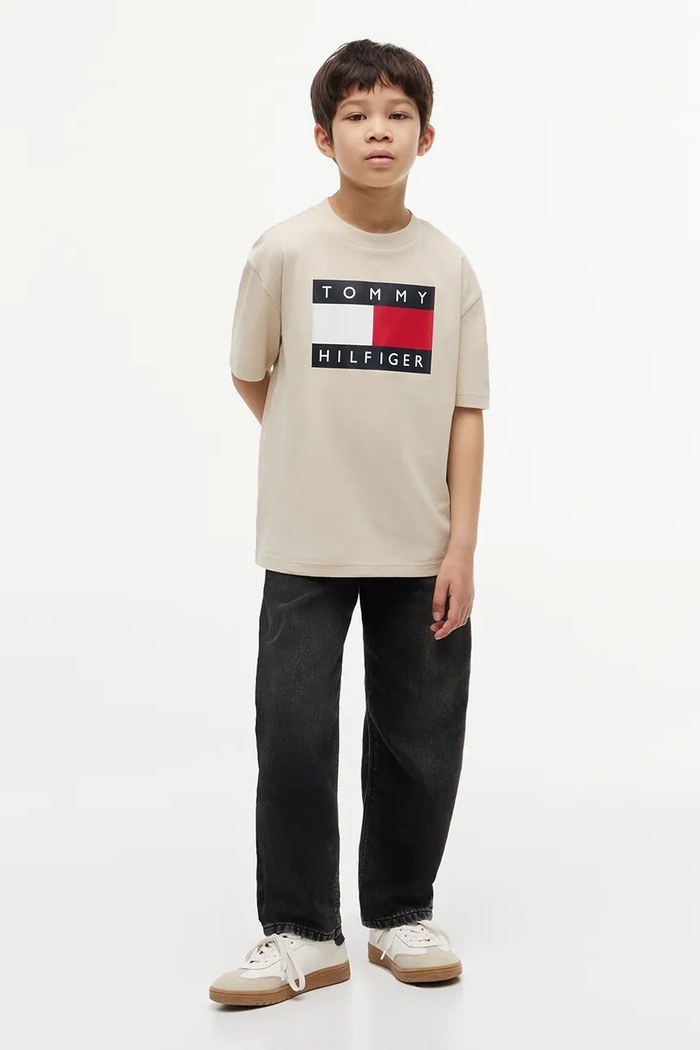 Tommy Hilfiger T-shirt dziecięcy bawełniany beżowy KB0KB10340.128.176.9BY2