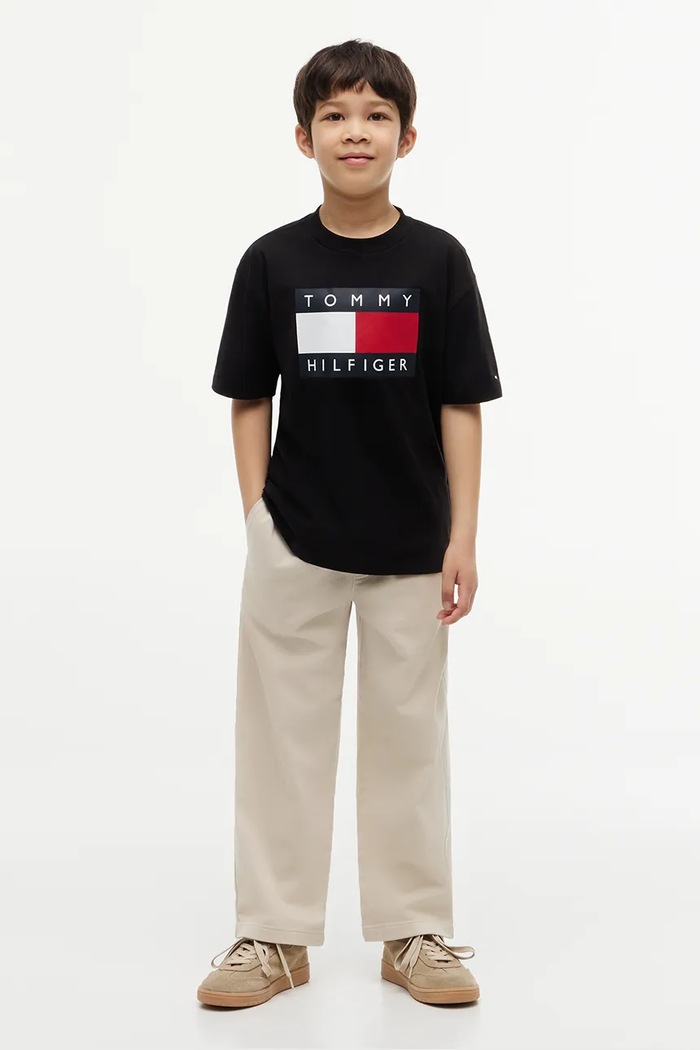 Tommy Hilfiger T-shirt dziecięcy bawełniany czarny KB0KB10340.128.176.9BY2