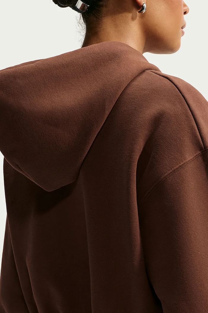 Bluza rozpinana z kapturem damska z bawełną Studio Fleece Nike Sportswear brązowy IM8499.259