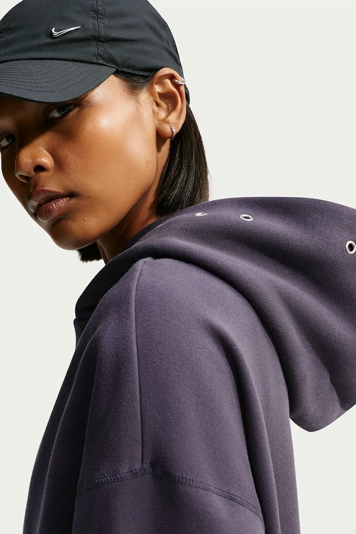 Μπλούζα με κουκούλα γυναικεία με βαμβάκι Studio Fleece Nike Sportswear IX7043.013 σκούρο μπλε