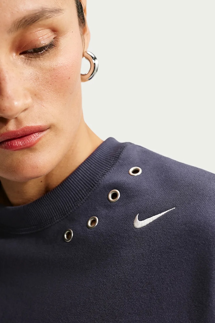 Μπλούζα γυναικεία με βαμβάκι Studio Fleece Nike Sportswear σκούρο μπλε IX7045.013