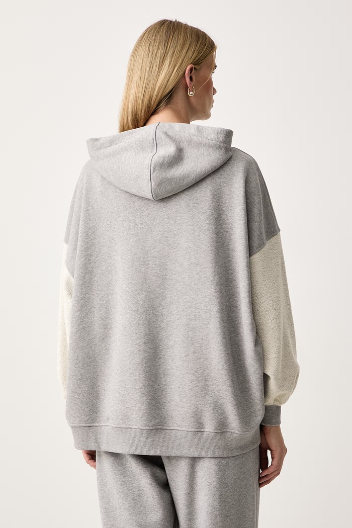 Odzież Max&Co. Bluza rozpinana z kapturem damska bawełniana EDITTI 2626926023200 szary