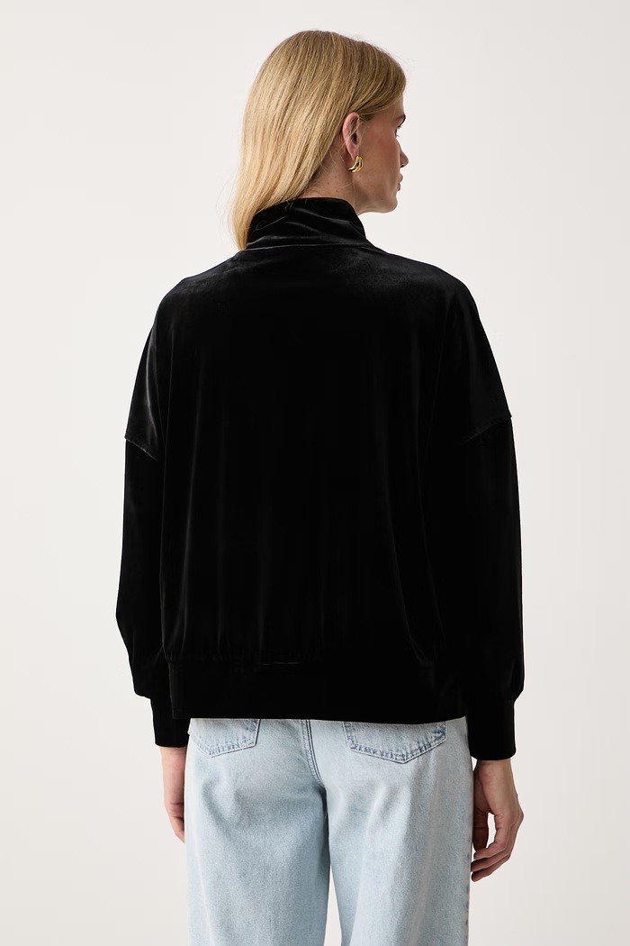 Abbigliamento Armani Exchange Felpa da donna in velluto XW002418.AF16147 nero