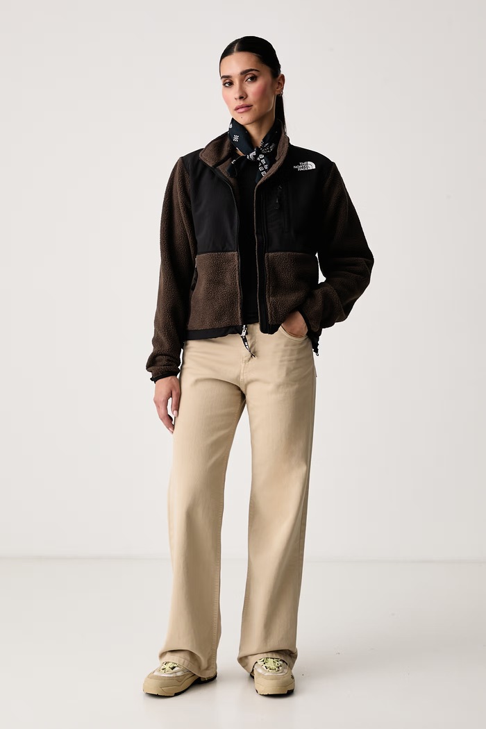 The North Face Jopica ženska flisasta Retro Denali NF0A88YRRM11 rjava AW26
