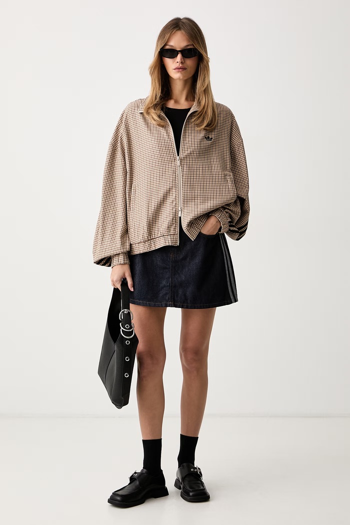 adidas Originals bluza rozpinana damska z wiskozą Checks LE8307 beżowy AW26