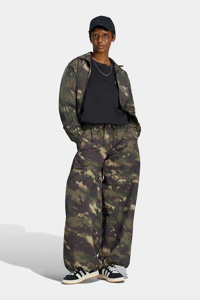 Odzież adidas Originals Bluza rozpinana damska Camouflage LE8294 zielony
