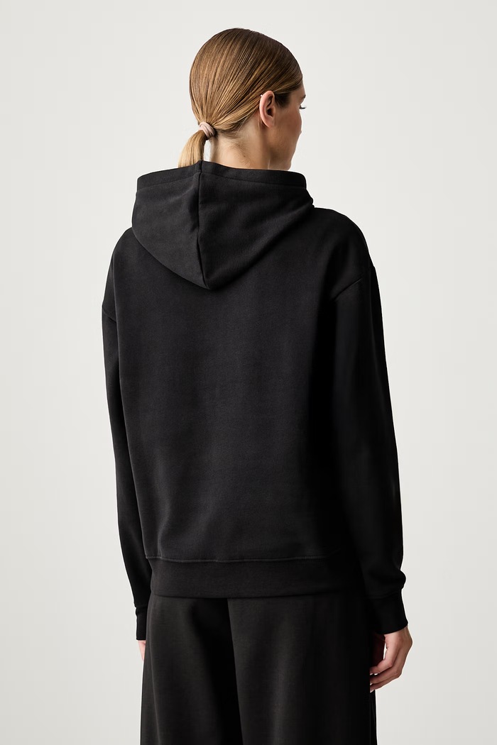 Odzież Puma bluza z kapturem damska z bawełną Essentials 694136 czarny
