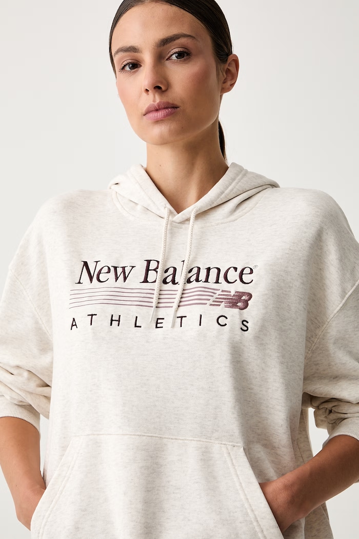 New Balance bluza z kapturem damska z bawełną beżowy WT6288NOLIT