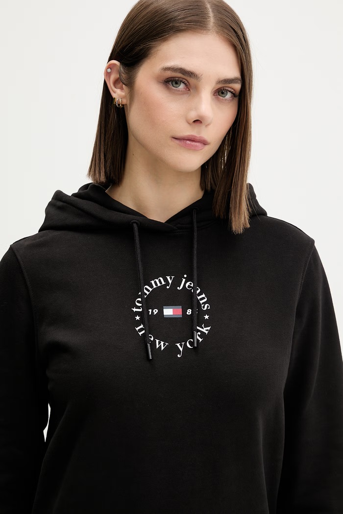 Tommy Jeans μπλούζα με κουκούλα γυναικεία με βαμβάκι μαύρο DW0DW22823