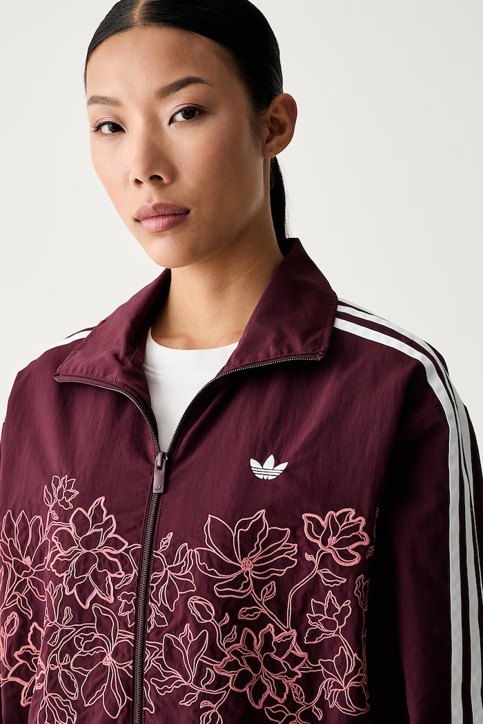 adidas Originals kurtka przejściowa damska Floral Firebird bordowy KX1875
