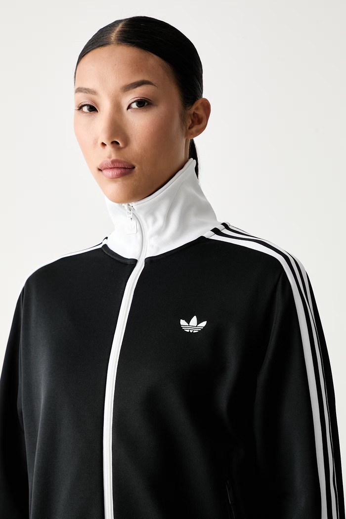 adidas Originals кофта на застёжке для женщин с хлопком Beckenbauer чёрный KV9560