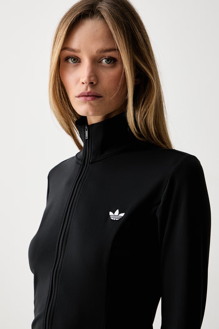 adidas Originals μπλούζα με κουμπιά γυναικεία Essentials μαύρο KV9162