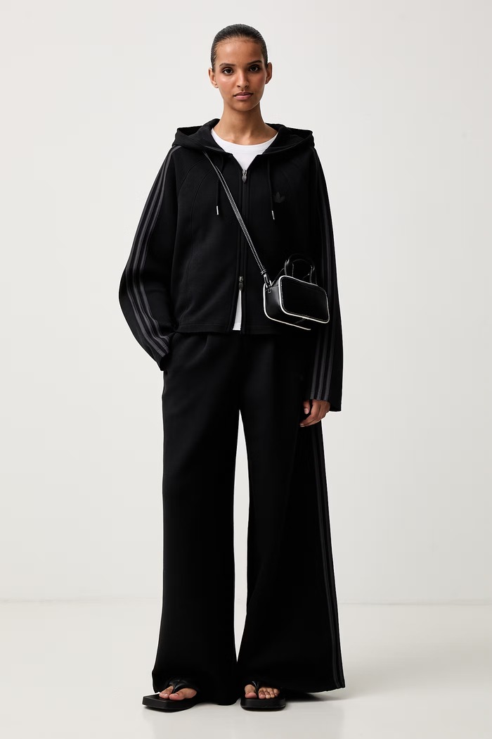 adidas Originals кофта на застёжке с капюшоном женская хлопковая SST 2.0 KT1776 чёрный AW26