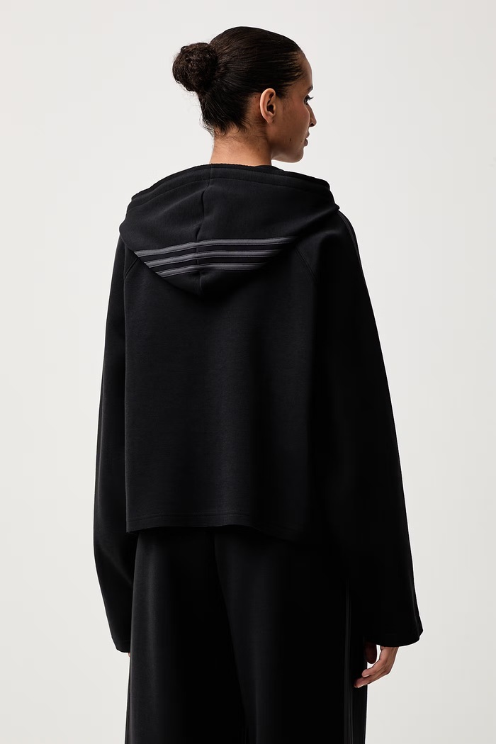 Одежда adidas Originals кофта на застёжке с капюшоном женская хлопковая SST 2.0 KT1776 чёрный