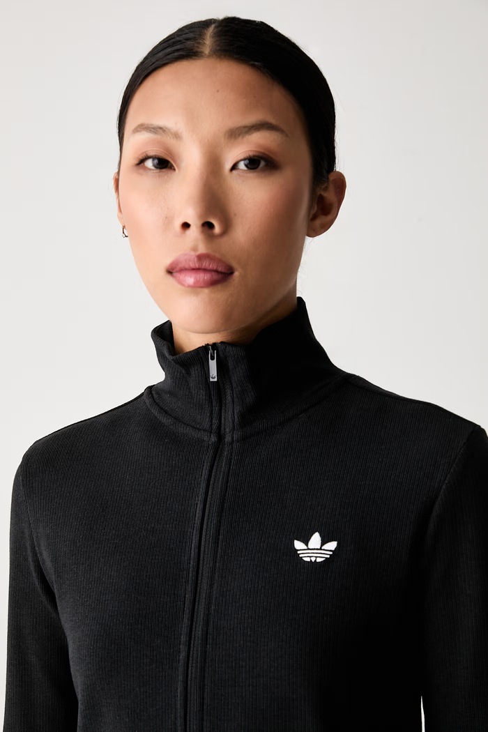 adidas Originals μπλούζα με κουμπιά Γυναικεία Essentials μαύρο KR3598