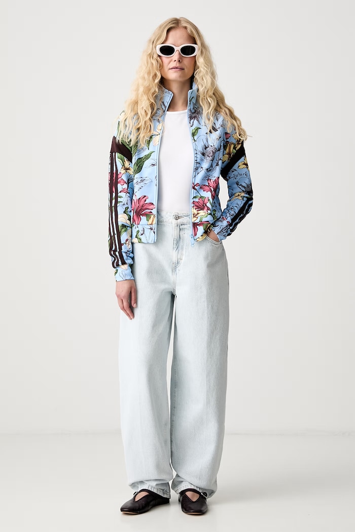 adidas кофта на застібці жіноча з бавовною x Farm Rio KX0043 блакитний AW26