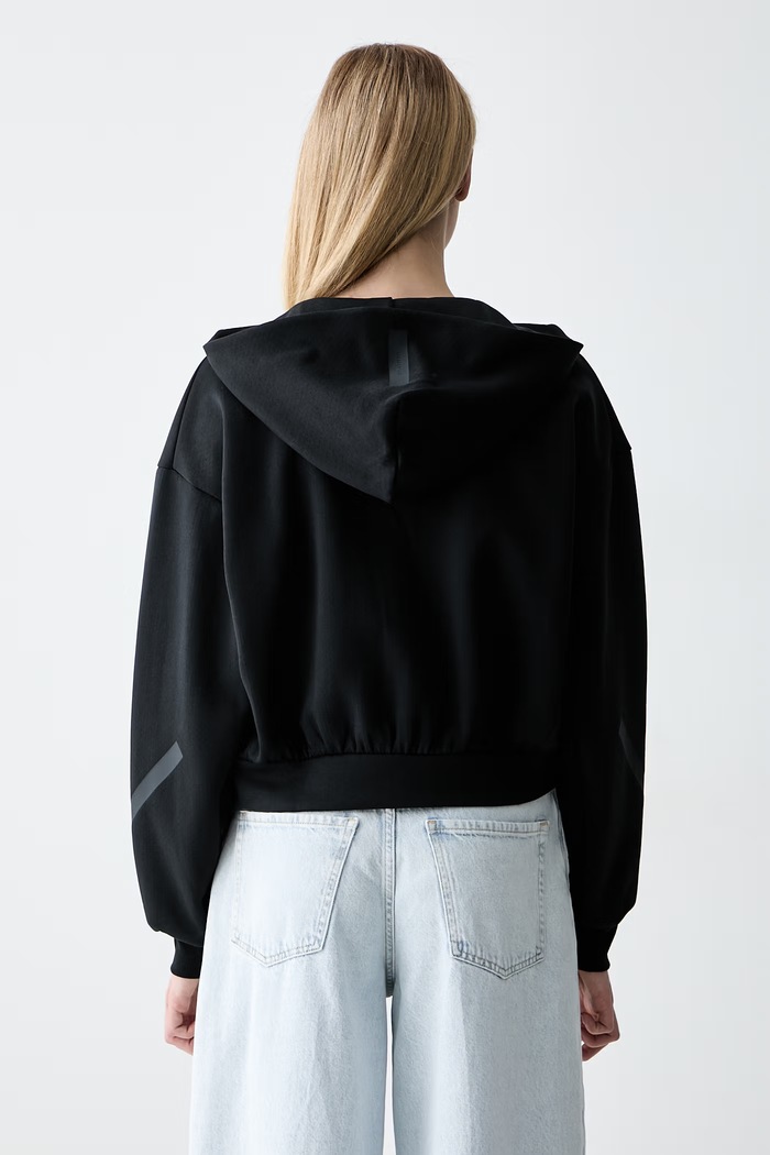 Odzież adidas bluza rozpinana z kapturem damska z bawełną Z.N.E KF6392 czarny