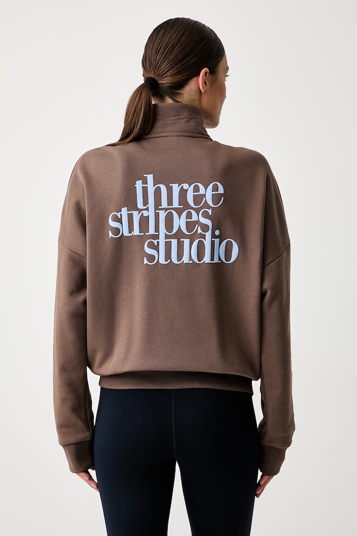 adidas bluza rozpinana damska z bawełną Essentials brązowy KY1910