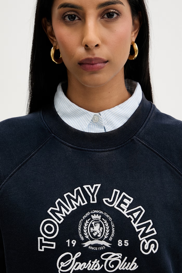 Tommy Jeans melegítőfelső női pamut sötétkék DW0DW22821