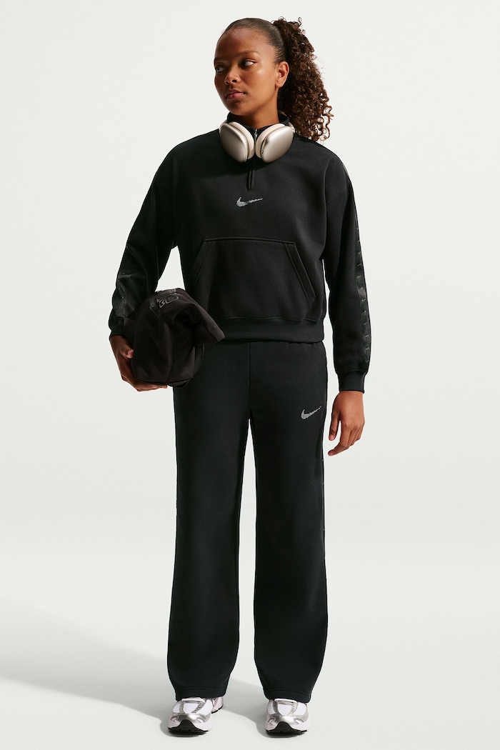 Nike Bluza dziecięca z bawełną Nike Sportswear Studio Fleece czarny IM4932
