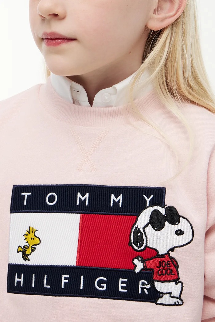 Dziewczynka Tommy Hilfiger bluza dziecięca bawełniana KS0KS00764.G.98.122.9BY różowy