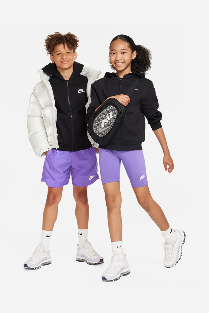 Chłopiec Nike Bluza rozpinana z kapturem dziecięca z bawełną Nike Sportswear Club Fleece FD3004 czarny