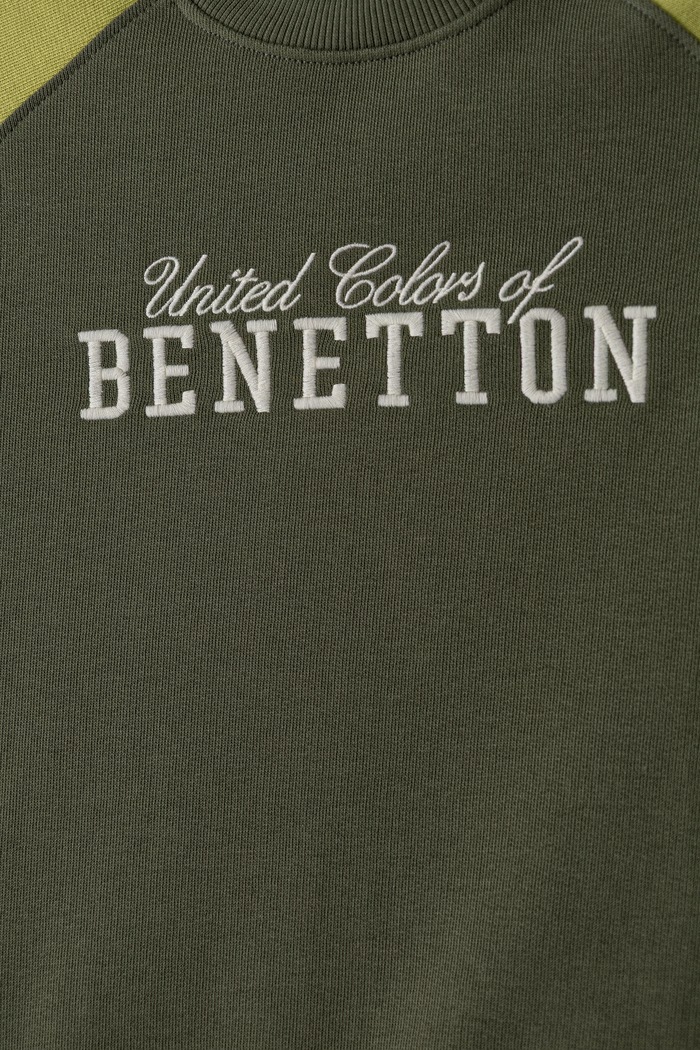 Chłopiec United Colors of Benetton Bluza dziecięca bawełniana 3J68C10UC.G.Seasonal zielony