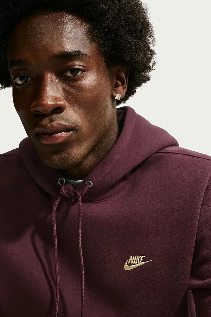 Bluza z kapturem męska z bawełną Club Nike Sportswear FN3859.652 bordowy