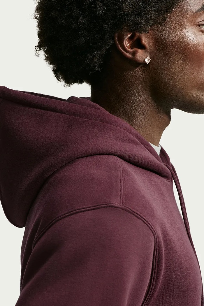 Bluza z kapturem męska z bawełną Club Nike Sportswear bordowy FN3859.652